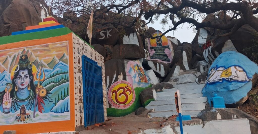 జాతరకు ముస్తాబైన గంగమ్మ గుడి, గుడి పరిసర ప్రాంతం