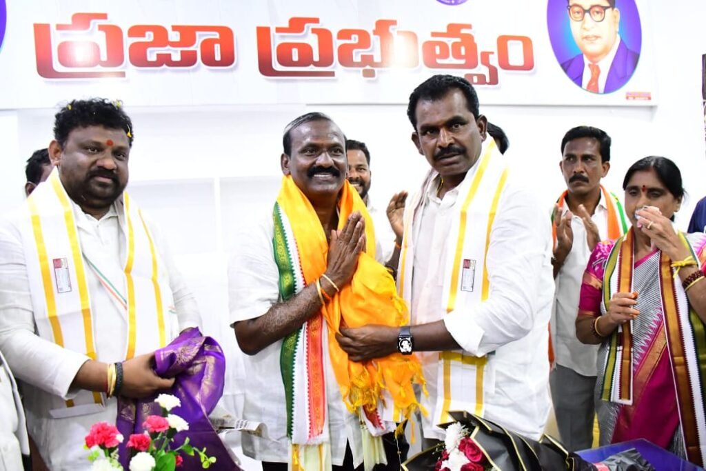 పెబ్బేరు పట్టణ అభివృద్ధికి కృషి.