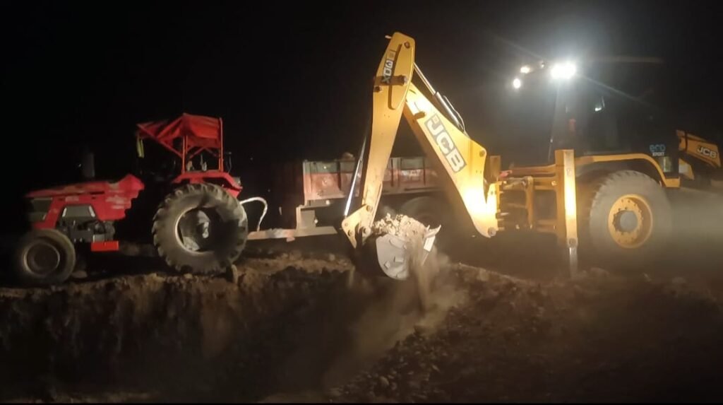 దామరదిద్ద లో యతేచ్ఛగా మట్టి దందా