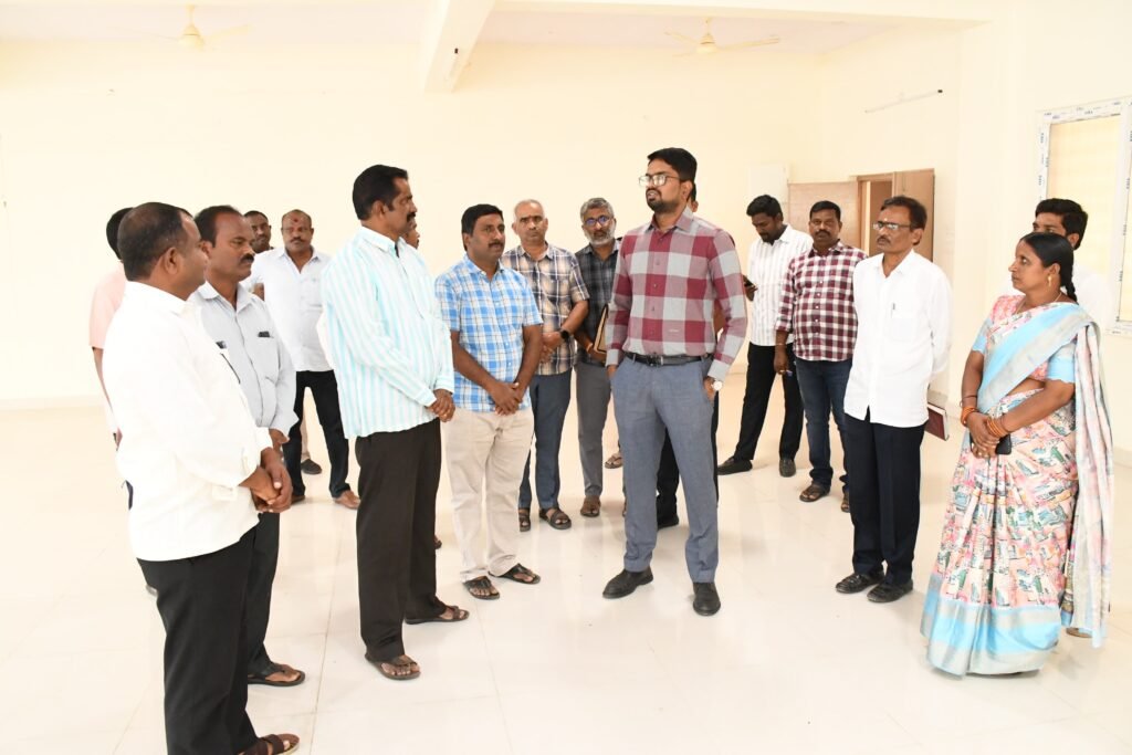 వనపర్తి టౌన్ హాల్, మార్కెట్ కాంప్లెక్స్ త్వరలో ప్రారంభం..