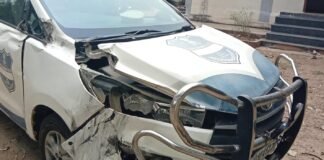 బరితెగించిన ఇసుక మాఫీయా..!