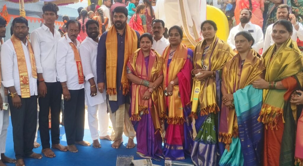 అంగరంగ వైభవంగా సీతారామచంద్ర కళ్యాణ మహోత్సవం