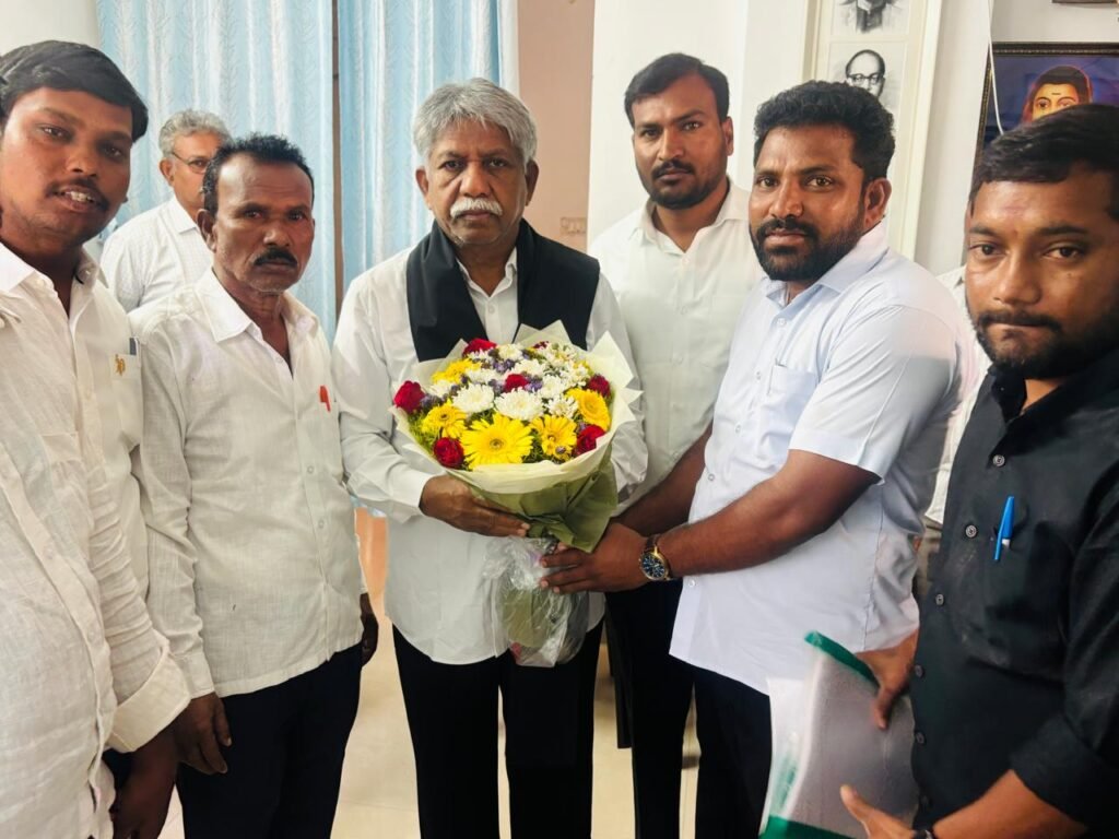 దళితులపై దాడులు చేస్తే సాహించం:మంద కృష్ణ మాదిగ