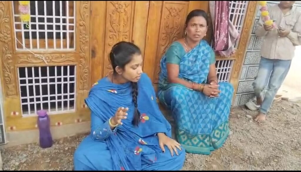 చావనైనా చస్తానుగాని నేను పోను