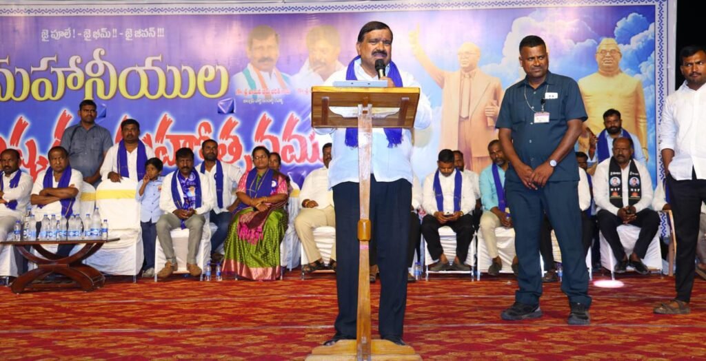 మహనీయులను ఆదర్శంగా తీసుకోవాలి: పట్నం మహేందర్ రెడ్డి