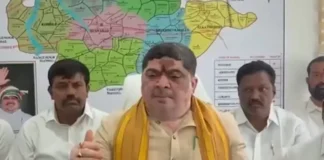 కూట్లో రాయి తీయలేనోడు ఏట్లో రాయి తీస్తడట..?