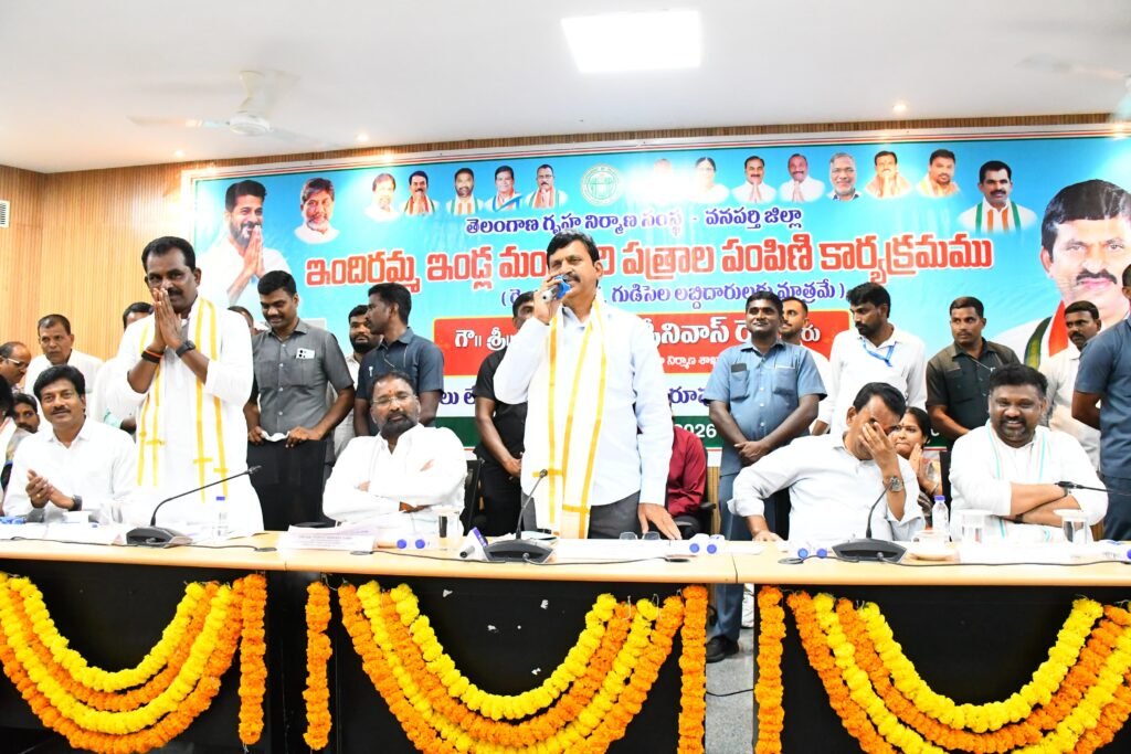 గుడిసెల్లేని తెలంగాణే లక్ష్యం..