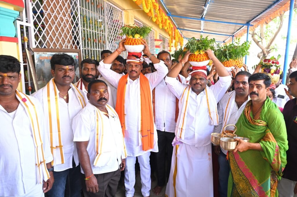 ఆందోల్ మైసమ్మ దేవాలయంలో బోనాల ఉత్సవాలు