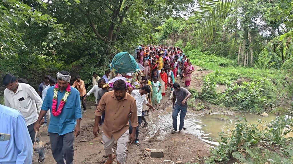 మరణానికీ దక్కని మానవ గౌరవం