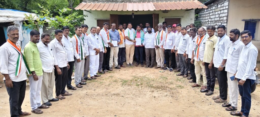 కాంగ్రెస్ పార్టీని బలోపేతం చేయడానికే నూతన గ్రామ కమిటీల ఏర్పాటు