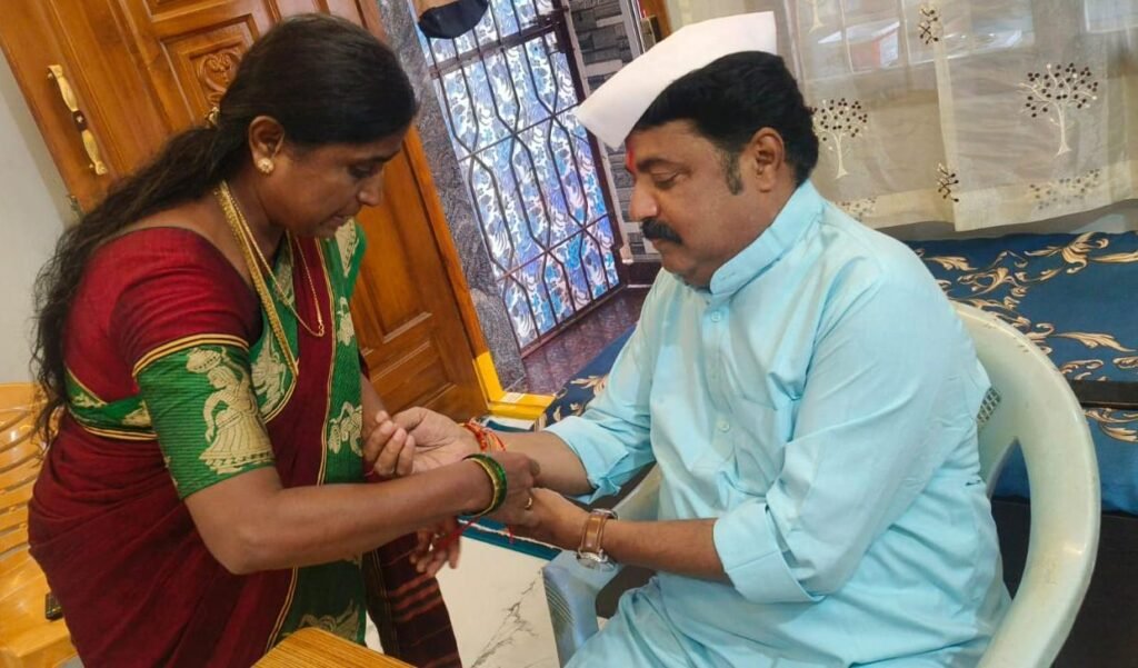 రాఖీ కోసం బెంగళూరుకు వెళ్లిన పాఠశాల ప్రిన్సిపాల్