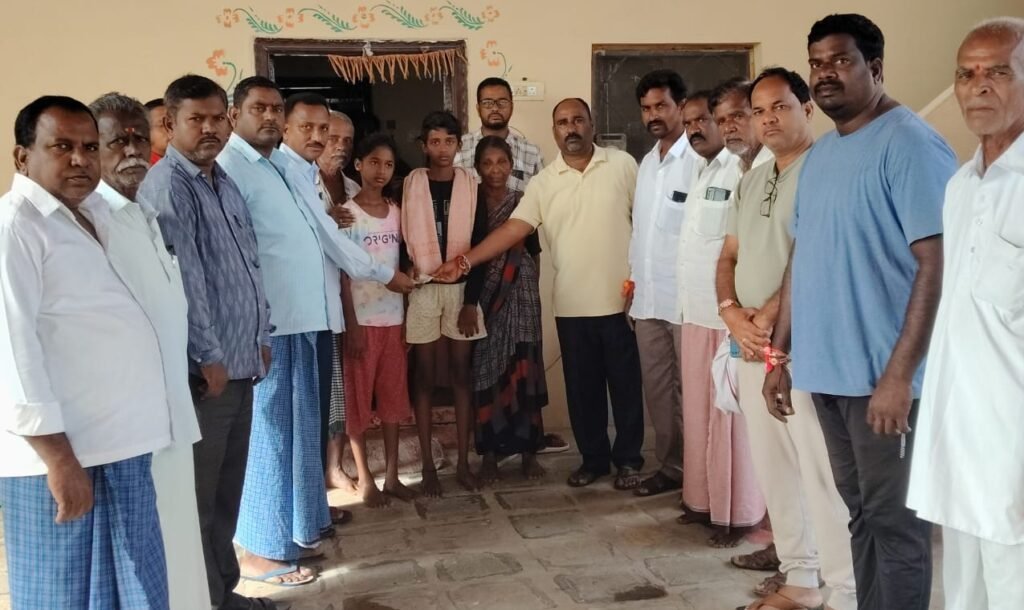 తుమ్మల నరసయ్య సేవా సమితి ఆధ్వర్యంలో ఆర్థిక సహాయం