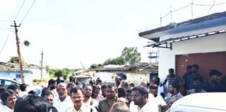 పంచాయతీ కారోబార్పై దాడి.. కేసు నమోదు