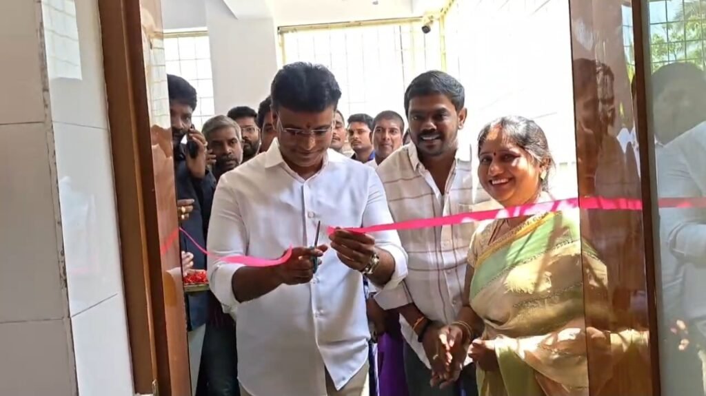 కుత్బుల్లాపూర్‌లో మైత్రి దంత వైద్యశాల రెండో శాఖ ప్రారంభం