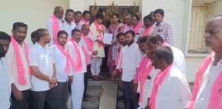 6 గ్యారంటీలు 420 హామీలు అమలు చేయాలి.