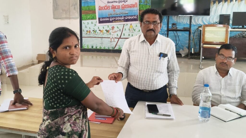 అధికారులు రాకపోతే.. సర్వసభ్య సమావేశం ఎందుకు?