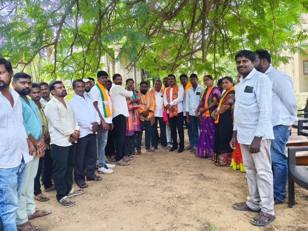 కిసాన్‌ మోర్చా నాయకులకు సన్మానం