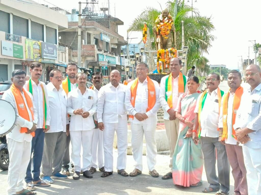 గాంధీ ఆశయాలే సమాజానికి మార్గదర్శకం