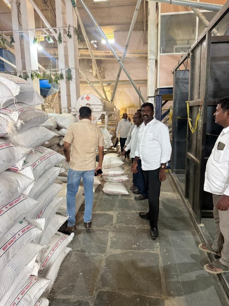 మంగళపల్లి రైస్‌ మిల్లులో పీడీఎస్‌ బియ్యం కలకలం!