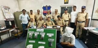 రాజేంద్రనగర్లో డ్రగ్స్, ఆయుధాలు స్వాధీనం.